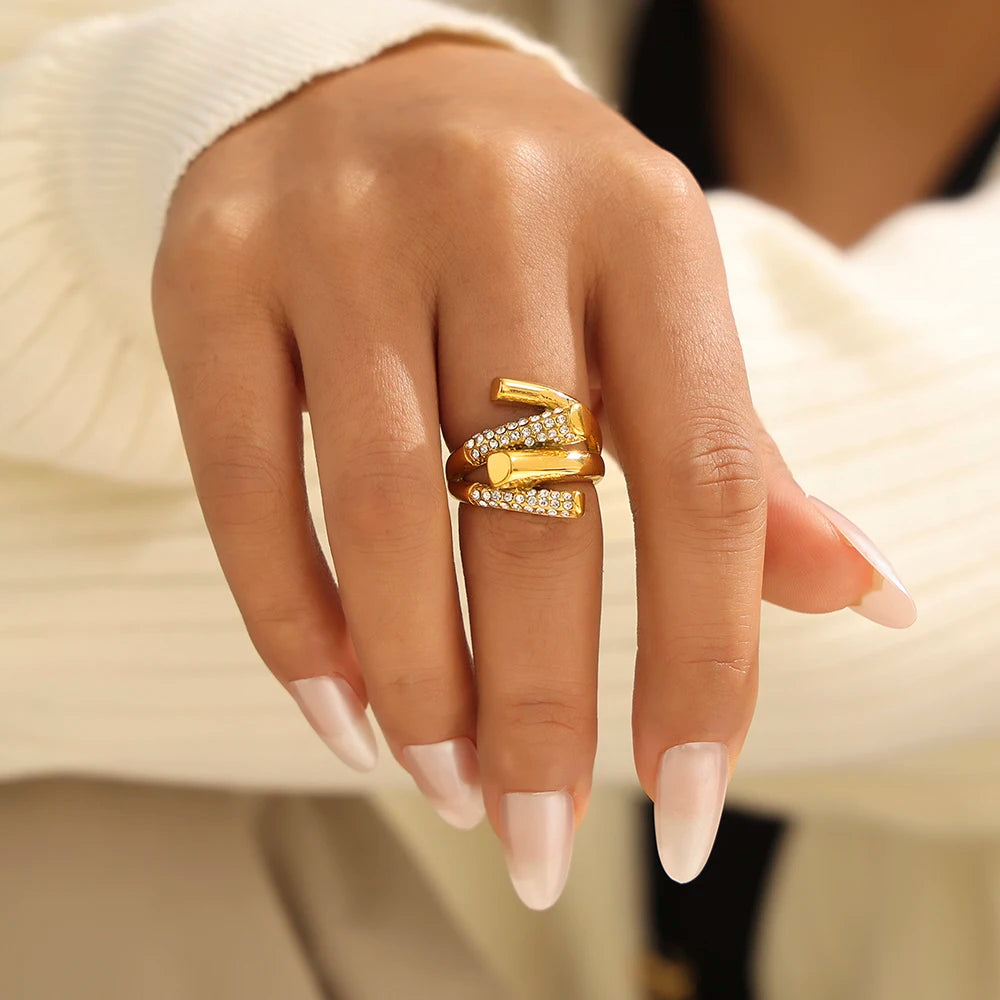 Luxe Twist 18K Gold Plated Stainless Steel Ring